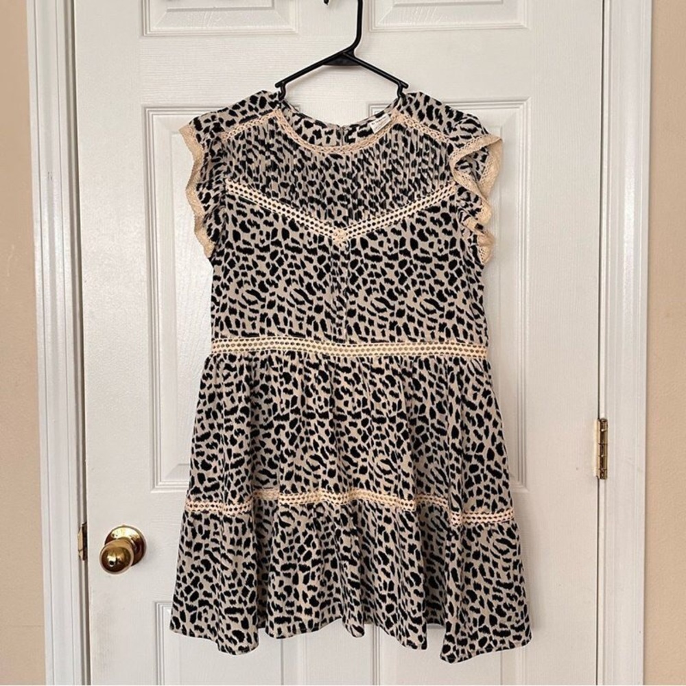 Leopard Print Ruffle Sleeve Midi Dress in Beige and Black